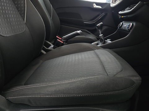 1.0T EcoBoost Zetec Hatchback 3dr Petrol Manual Euro 6 (s/s) (100 ps)