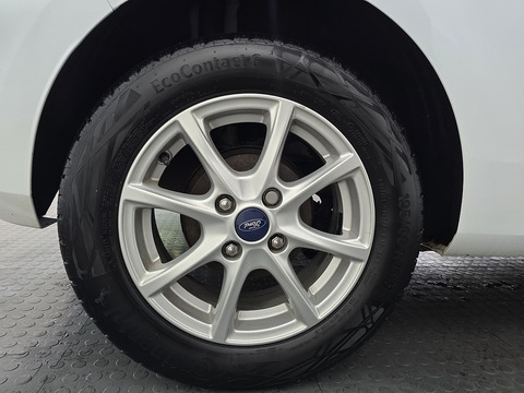 1.0T EcoBoost Zetec Hatchback 3dr Petrol Manual Euro 6 (s/s) (100 ps)