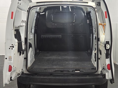ZE LL21 33kWh Business Crew Van 4dr Electric Auto L3 H1 (i) (60 ps)