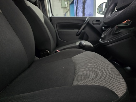 ZE LL21 33kWh Business Crew Van 4dr Electric Auto L3 H1 (i) (60 ps)