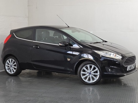 1.0T EcoBoost Titanium Hatchback 3dr Petrol Manual Euro 6 (s/s) (125 ps)