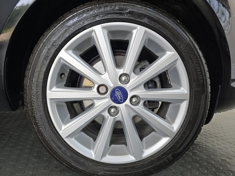 1.0T EcoBoost Titanium Hatchback 3dr Petrol Manual Euro 6 (s/s) (125 ps)