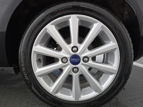 1.0T EcoBoost Titanium Hatchback 3dr Petrol Manual Euro 6 (s/s) (125 ps)