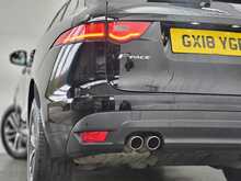 Jaguar F-PACE D180 R-Sport 