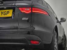 Jaguar F-PACE D180 R-Sport 