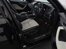 Jaguar F-PACE D180 R-Sport 