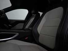 Jaguar F-PACE D180 R-Sport 