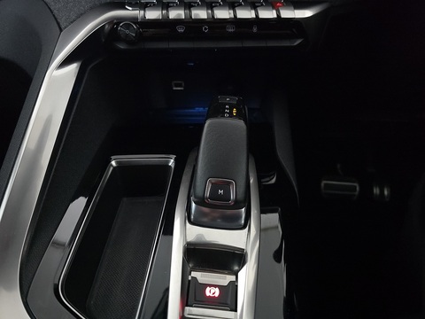 1.5 BlueHDi GT Line SUV 5dr Diesel EAT Euro 6 (s/s) (130 ps)