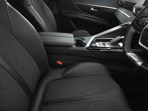 1.5 BlueHDi GT Line SUV 5dr Diesel EAT Euro 6 (s/s) (130 ps)