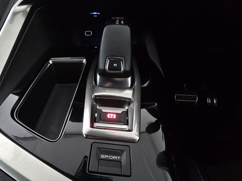 1.5 BlueHDi GT Line SUV 5dr Diesel EAT Euro 6 (s/s) (130 ps)