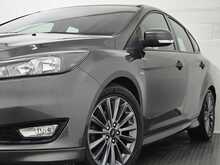 Ford Focus T EcoBoost ST-Line 