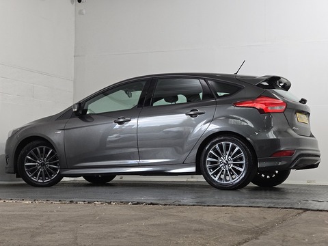 1.0T EcoBoost ST-Line Hatchback 5dr Petrol Manual Euro 6 (s/s) (140 ps)