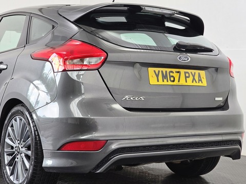 1.0T EcoBoost ST-Line Hatchback 5dr Petrol Manual Euro 6 (s/s) (140 ps)