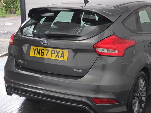 1.0T EcoBoost ST-Line Hatchback 5dr Petrol Manual Euro 6 (s/s) (140 ps)