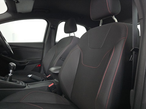 1.0T EcoBoost ST-Line Hatchback 5dr Petrol Manual Euro 6 (s/s) (140 ps)