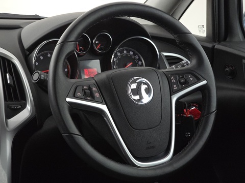 1.6i Excite Hatchback 5dr Petrol Manual Euro 6 (115 ps)