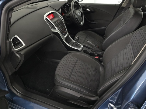 1.6i Excite Hatchback 5dr Petrol Manual Euro 6 (115 ps)