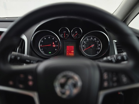 1.6i Excite Hatchback 5dr Petrol Manual Euro 6 (115 ps)