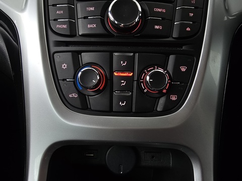 1.6i Excite Hatchback 5dr Petrol Manual Euro 6 (115 ps)