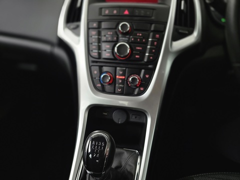 1.6i Excite Hatchback 5dr Petrol Manual Euro 6 (115 ps)