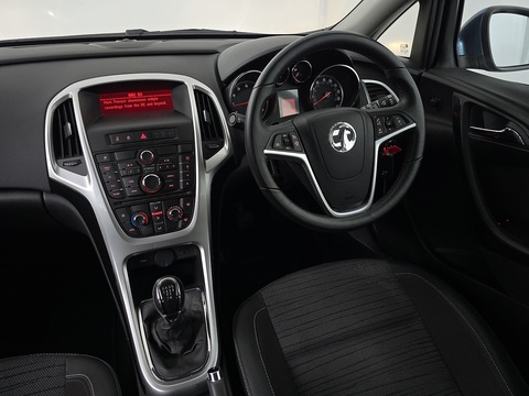 1.6i Excite Hatchback 5dr Petrol Manual Euro 6 (115 ps)