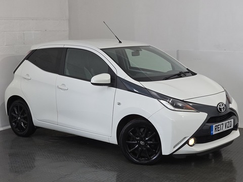 1.0 VVT-i x-style Hatchback 5dr Petrol x-shift Euro 6 (68 ps)