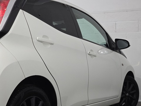 1.0 VVT-i x-style Hatchback 5dr Petrol x-shift Euro 6 (68 ps)