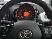Toyota AYGO VVT-i x-style 