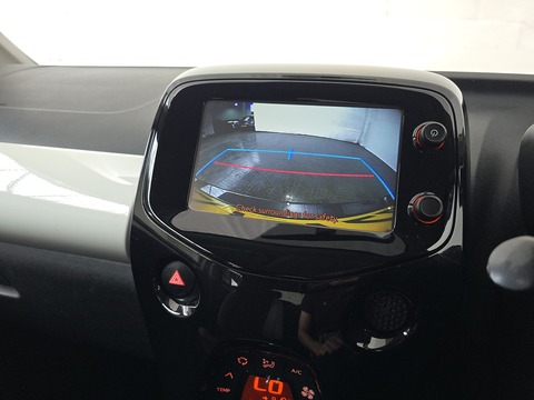 1.0 VVT-i x-style Hatchback 5dr Petrol x-shift Euro 6 (68 ps)