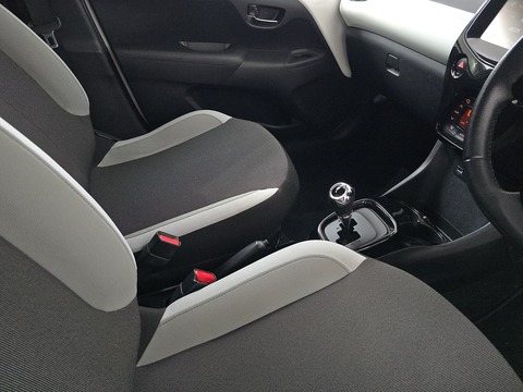 1.0 VVT-i x-style Hatchback 5dr Petrol x-shift Euro 6 (68 ps)