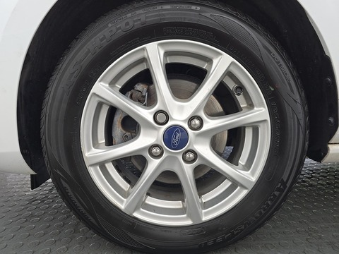 1.0T EcoBoost Zetec Hatchback 3dr Petrol Manual Euro 6 (s/s) (100 ps)