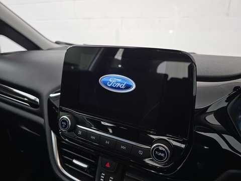 1.0T EcoBoost Zetec Hatchback 3dr Petrol Manual Euro 6 (s/s) (100 ps)