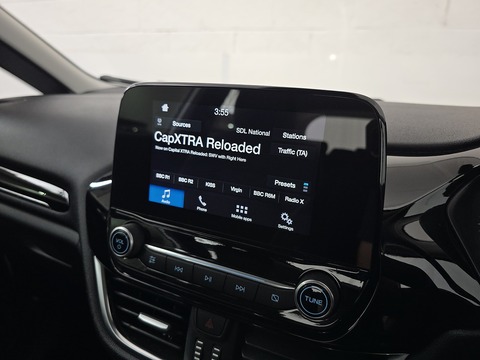 1.0T EcoBoost Zetec Hatchback 3dr Petrol Manual Euro 6 (s/s) (100 ps)