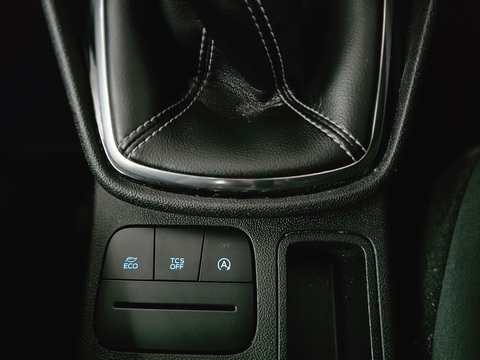 1.0T EcoBoost Zetec Hatchback 3dr Petrol Manual Euro 6 (s/s) (100 ps)