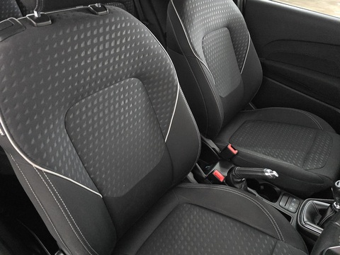 1.0T EcoBoost Zetec Hatchback 3dr Petrol Manual Euro 6 (s/s) (100 ps)