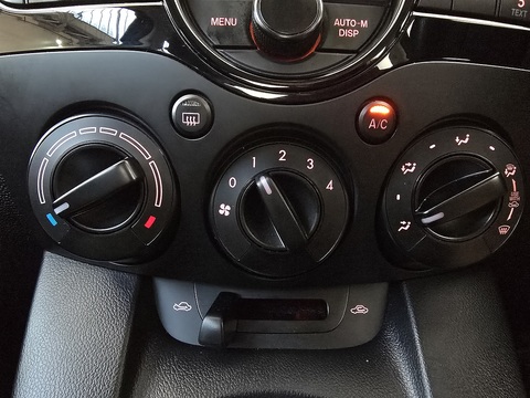 1.5 TS2 Hatchback 5dr Petrol Auto Euro 5 (102 ps)