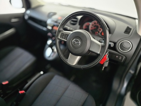 1.5 TS2 Hatchback 5dr Petrol Auto Euro 5 (102 ps)