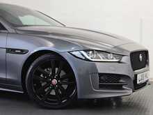 Jaguar XE d R-Sport 