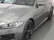 Jaguar XE d R-Sport 