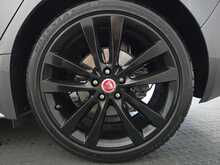 Jaguar XE d R-Sport 