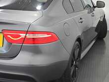 Jaguar XE d R-Sport 