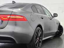 Jaguar XE d R-Sport 