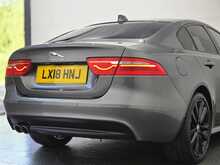 Jaguar XE d R-Sport 