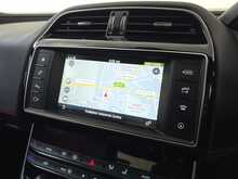 Jaguar XE d R-Sport 
