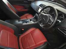Jaguar XE d R-Sport 