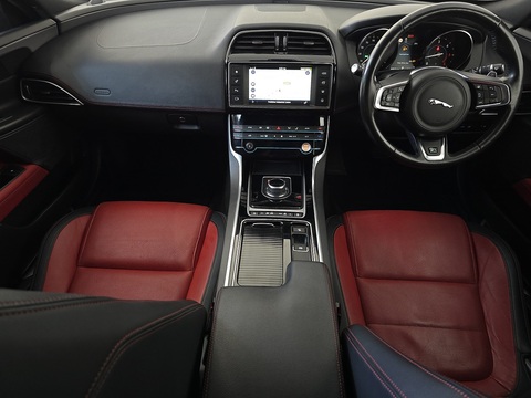 2.0d R-Sport Saloon 4dr Diesel Auto Euro 6 (s/s) (180 ps)