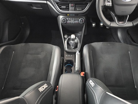 1.5T EcoBoost ST-3 Hatchback 3dr Petrol Manual Euro 6 (200 ps)