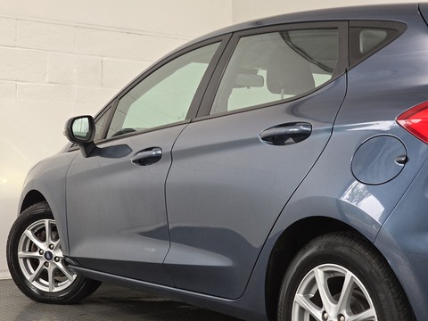 1.0T EcoBoost GPF Zetec Hatchback 5dr Petrol Manual Euro 6 (s/s) (100 ps)