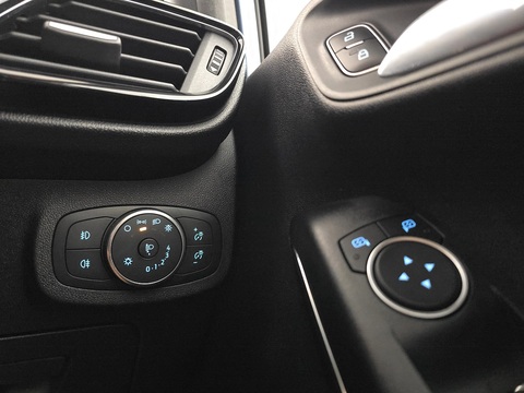 1.0T EcoBoost GPF Zetec Hatchback 5dr Petrol Manual Euro 6 (s/s) (100 ps)