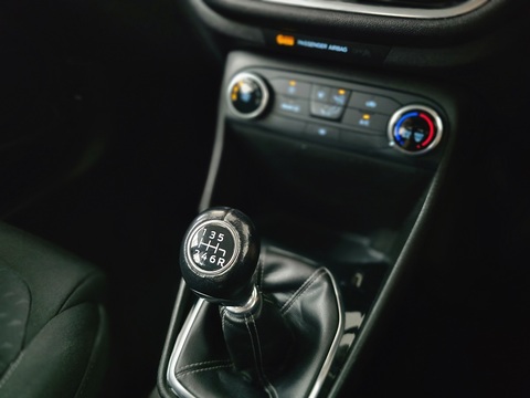 1.0T EcoBoost GPF Zetec Hatchback 5dr Petrol Manual Euro 6 (s/s) (100 ps)